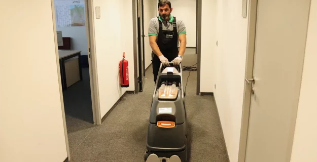 optimal-gebaeudereinigung-teppichpolsterreinigung-3 optimal-gebaeudereinigung-teppichpolsterreinigung-3
